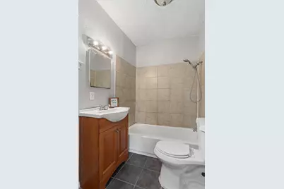 203 E Anderson Avenue, Round Rock, TX 78664 - Photo 13