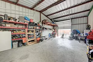 1889 Co Rd 487, Taylor, TX 76574 - Photo 17