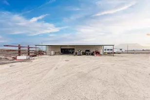 1889 Co Rd 487, Taylor, TX 76574 - Photo 21