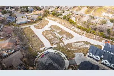 1300 McKie Drive, Austin, TX 78752 - Photo 11