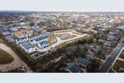 1300 McKie Drive, Austin, TX 78752 - Photo 9
