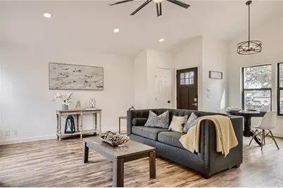 1402 Hollow Tree Boulevard, Round Rock, TX 78681 - Photo 3