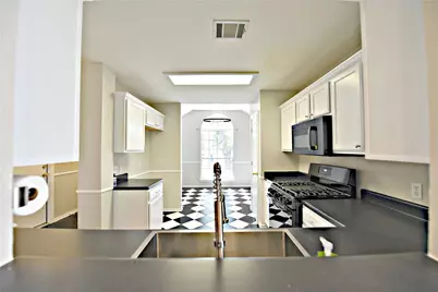 8416 Alvin High Lane, Austin, TX 78729 - Photo 9