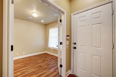 136 Holmstrom Street, Hutto, TX 78634 - Photo 9