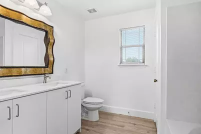 215 Myrtle Street, Kyle, TX 78640 - Photo 33
