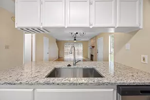 6715 Old Quarry Ln, Austin, TX 78731 - Photo 9
