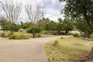 8075 Mt Sharp Rd, Wimberley, TX 78676 - Photo 11