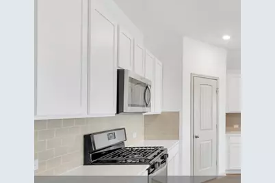 121 Sweetwater Creek Lane, Hutto, TX 78634 - Photo 3