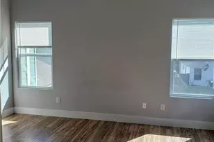 1125 Walton Ln, Austin, TX 78721 - Photo 9