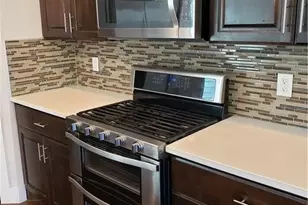 1125 Walton Ln, Austin, TX 78721 - Photo 7