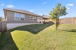 700 Autumn Stem Pl, Manchaca, TX 78748 - Photo 35