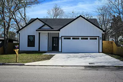 516 N Hackberry Avenue, Luling, TX 78648 - Photo 31