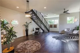 1902 New York Ave, Austin, TX 78702 - Photo 13