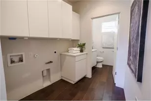 1902 New York Ave, Austin, TX 78702 - Photo 7