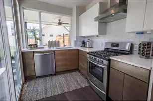 1902 New York Ave, Austin, TX 78702 - Photo 11