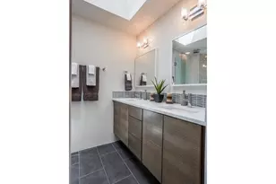 1902 New York Ave, Austin, TX 78702 - Photo 23