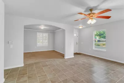 1209 Anise Drive, Austin, TX 78741 - Photo 9