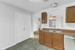 1209 Anise Dr, Austin, TX 78741 - Photo 15