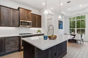 201 Beneteau Dr, Austin, TX 78738 - Photo 7