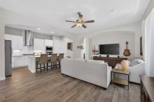 313 Skyflower Dr, Georgetown, TX 78628 - Photo 7