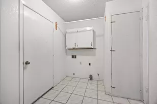 2110 Trede Dr, Austin, TX 78745 - Photo 23