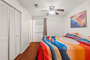 1110 W 22nd St, Austin, TX 78705 - Photo 13