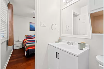 1110 W 22nd Street #2, Austin, TX 78705 - Photo 15