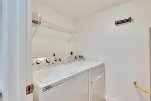 6910 Lovely Ln, Austin, TX 78744 - Photo 9