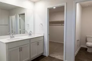 401 Abbey Ln, Lockhart, TX 78644 - Photo 9