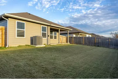 401 Abbey Lane, Lockhart, TX 78644 - Photo 17