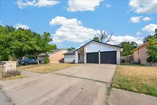 10215 Missel Thrush Dr, Austin, TX 78750 - Photo 3