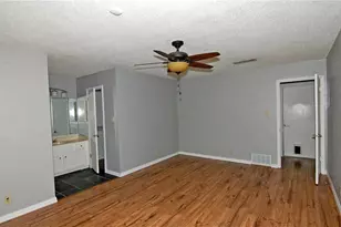 10215 Missel Thrush Dr, Austin, TX 78750 - Photo 13