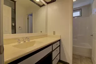 1807 Briar Hill Dr, Austin, TX 78741 - Photo 23