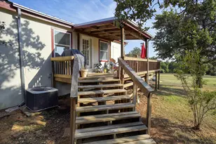 123 Split Oak Rd, Smithville, TX 78957 - Photo 33