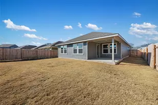 136 Short Toed Swoop, Cedar Creek, TX 78612 - Photo 35