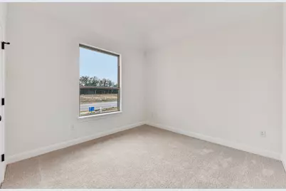 310 Treadwell Lane, Kyle, TX 78640 - Photo 7