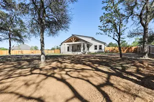 130 Creekwood Trail, Cedar Creek, TX 78612 - Photo 41