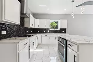 130 Creekwood Trail, Cedar Creek, TX 78612 - Photo 17