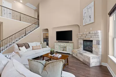 200 Lake Livingston Drive, Georgetown, TX 78628 - Photo 7