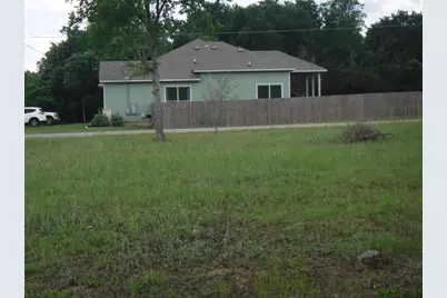 104 W Riverside Drive, Bastrop, TX 78602 - Photo 23