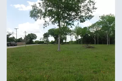 104 W Riverside Drive, Bastrop, TX 78602 - Photo 9