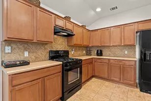 181 Stone Crest Blvd, Buda, TX 78610 - Photo 11