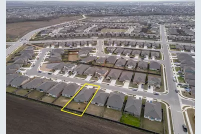 440 Sebring Circle, Hutto, TX 78634 - Photo 37