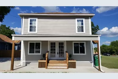 409 S Main Street, Taylor, TX 76574 - Photo 1
