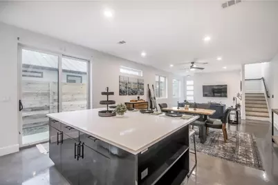 1102 1/2 Fiesta Street #A, Austin, TX 78702 - Photo 3