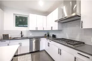 1102 1/2 Fiesta St, Austin, TX 78702 - Photo 5