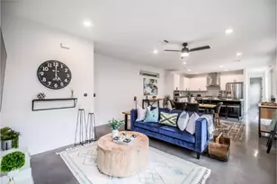 1102 1/2 Fiesta St, Austin, TX 78702 - Photo 9