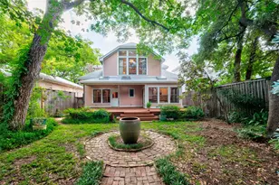 812 W 10th St, Austin, TX 78701 - Photo 39