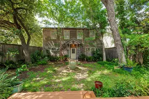 812 W 10th St, Austin, TX 78701 - Photo 27