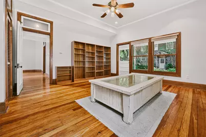 812 W 10th Street, Austin, TX 78701 - Photo 15